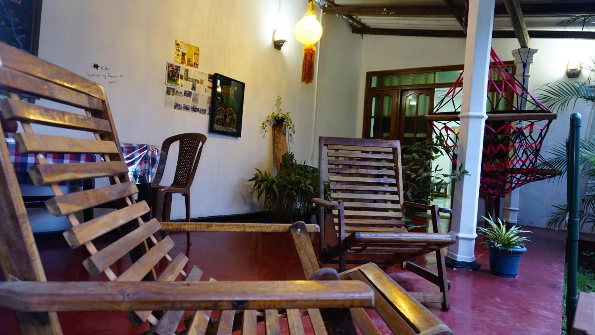 Namal Homestay Сігірія Екстер'єр фото